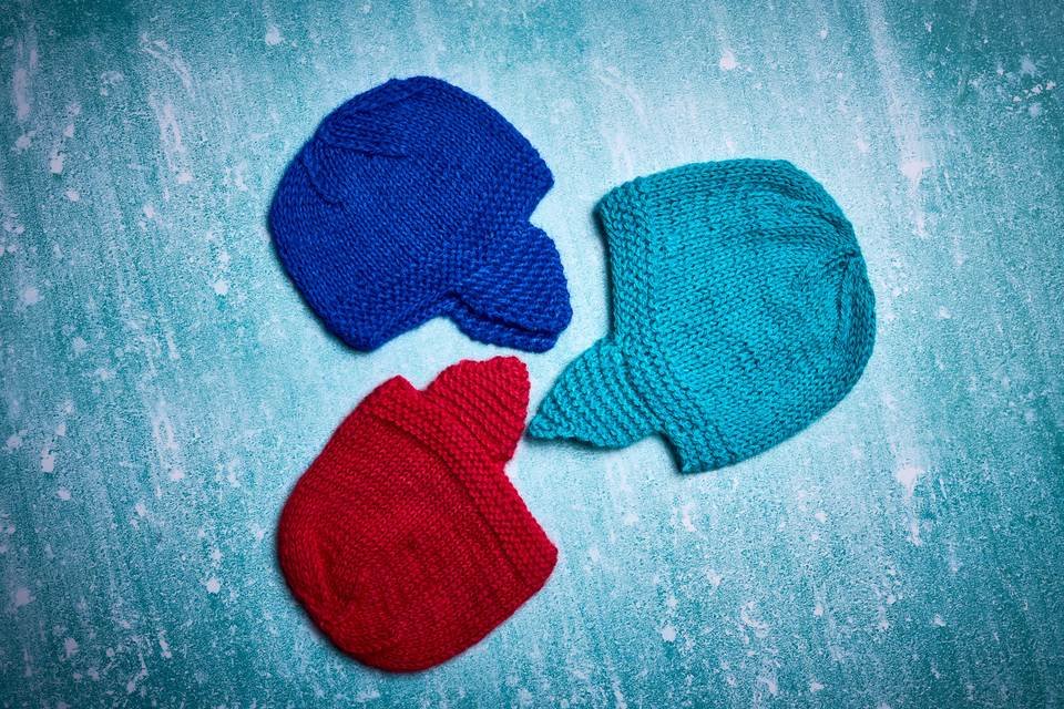 Gorro liso con orejeras, variante